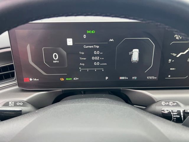 Used 2024 Kia EV9 Wind image 16