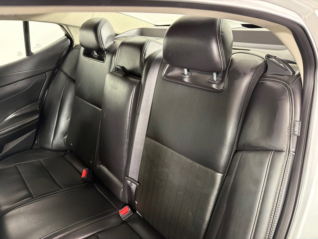 Used 2022 Nissan Maxima SV image 18