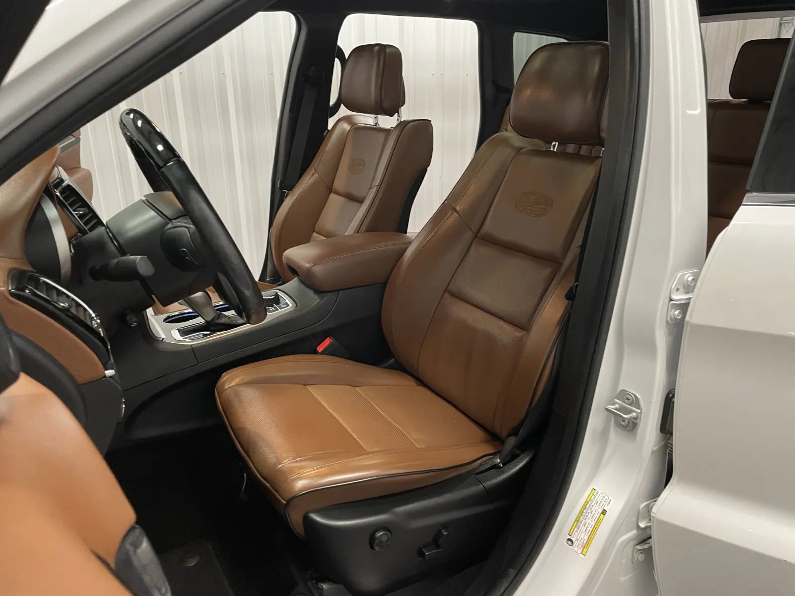 Used 2020 Jeep Grand Cherokee Overland image 37