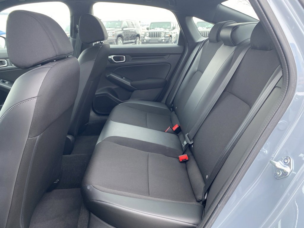 Used 2023 Honda Civic Sport image 15