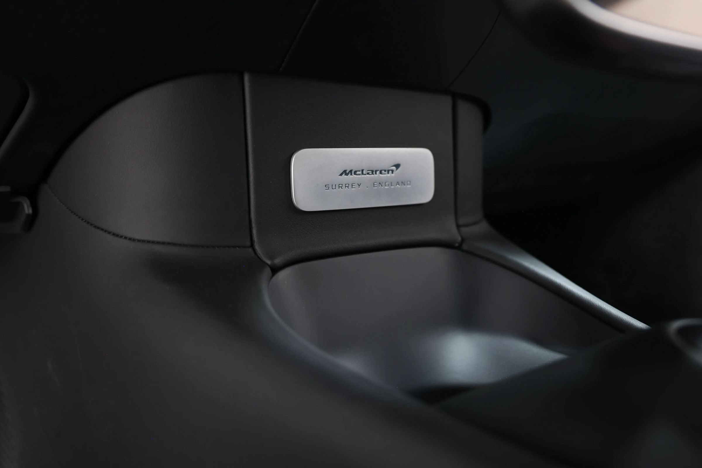 Used 2023 McLaren Artura RWD image 44