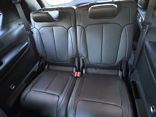 New 2025 Jeep Grand Cherokee L Limited image 29