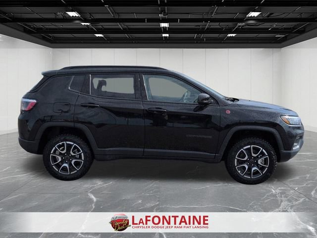 New 2026 Jeep Compass Trailhawk w/ Sun, Sound & Navigation Group image 6