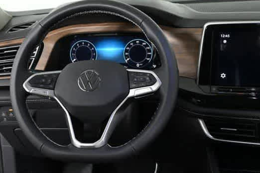 New 2026 Volkswagen Atlas SE FWD image 10