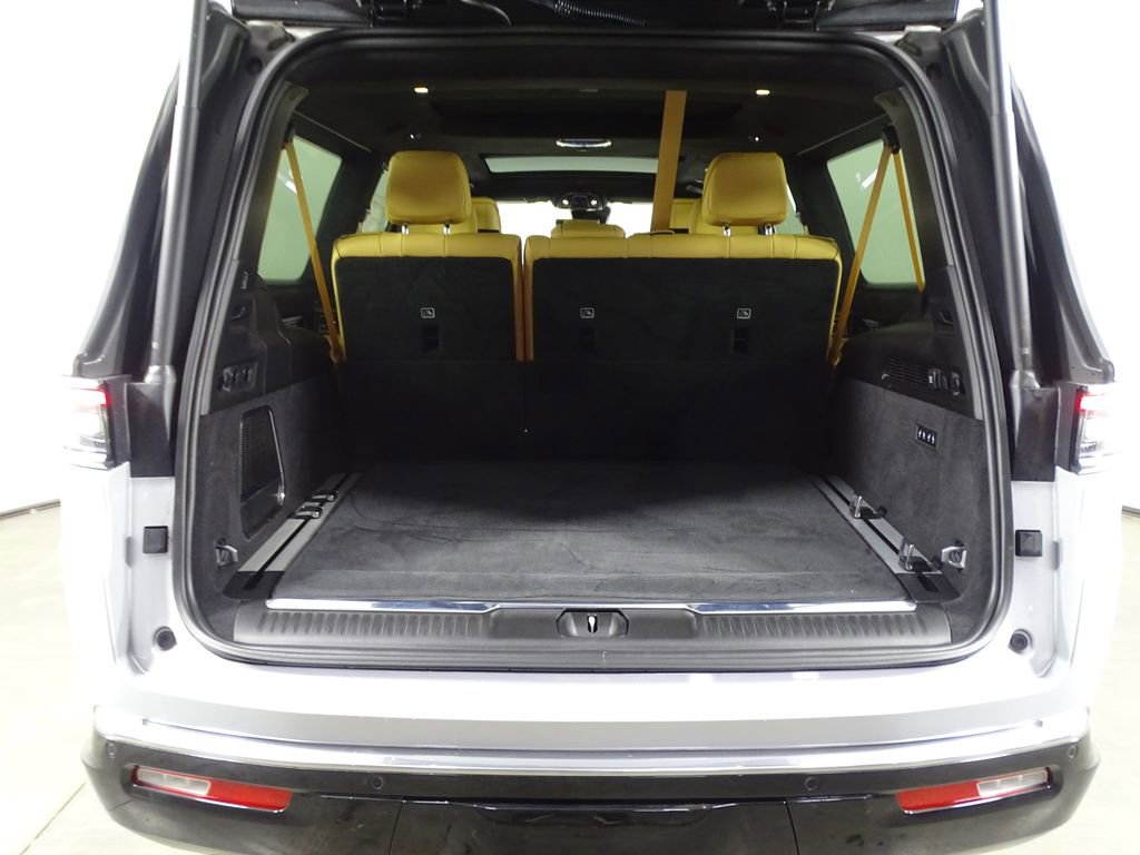 New 2024 Jeep Grand Wagoneer L Series III w/ Rear Seat Video Group 1 image 12