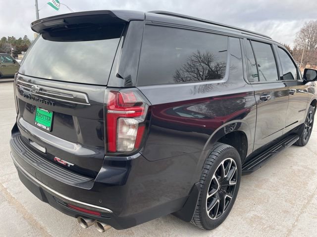 Used 2022 Chevrolet Suburban RST w/ Sport Performance Package image 4