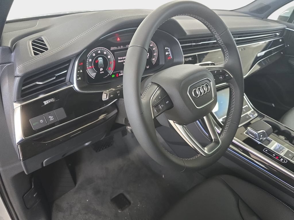 New 2026 Audi Q7 2.0T Premium Plus AWD/4WD image 17