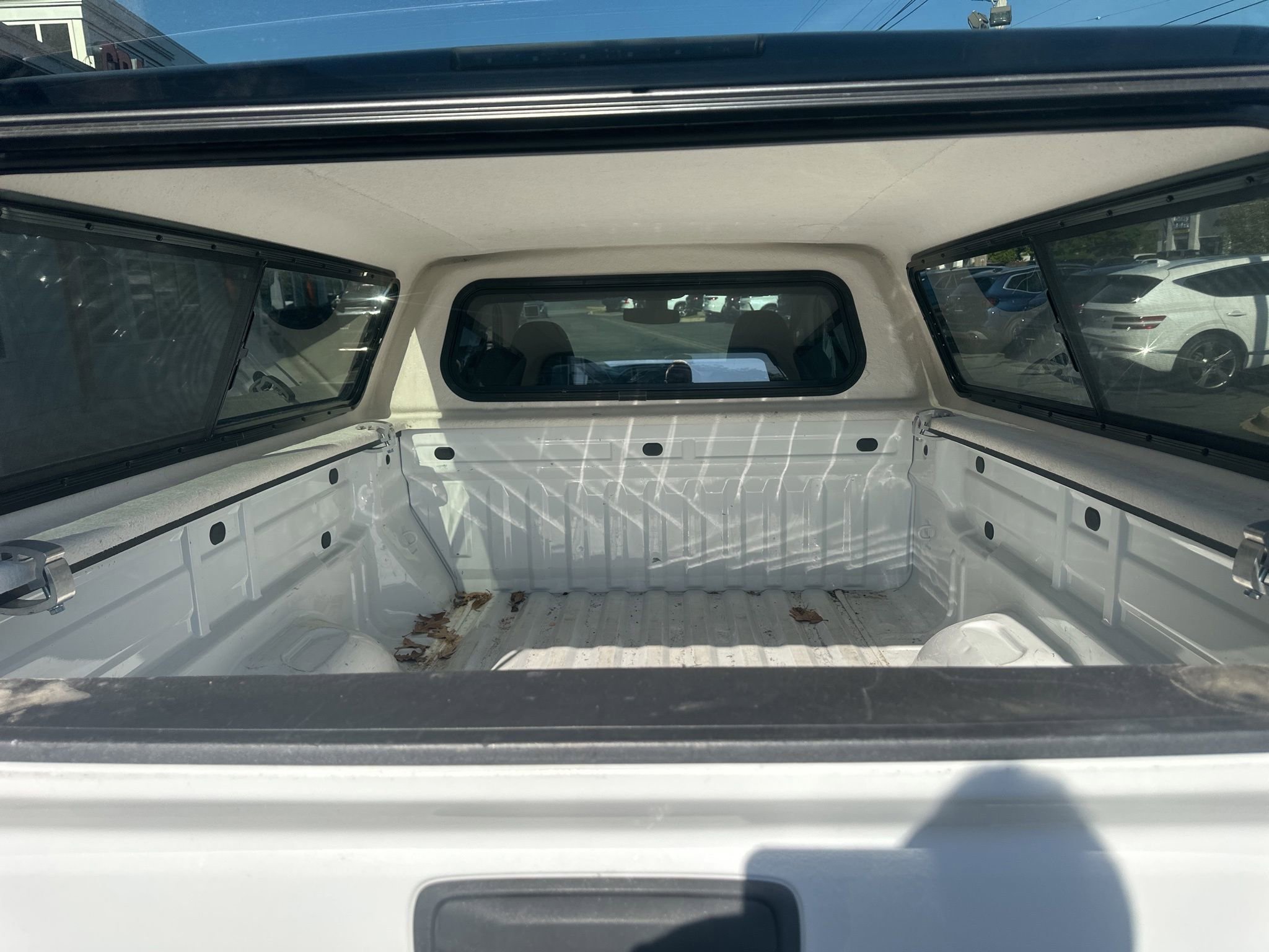 Used 2018 Chevrolet Colorado W/T AWD/4WD image 15