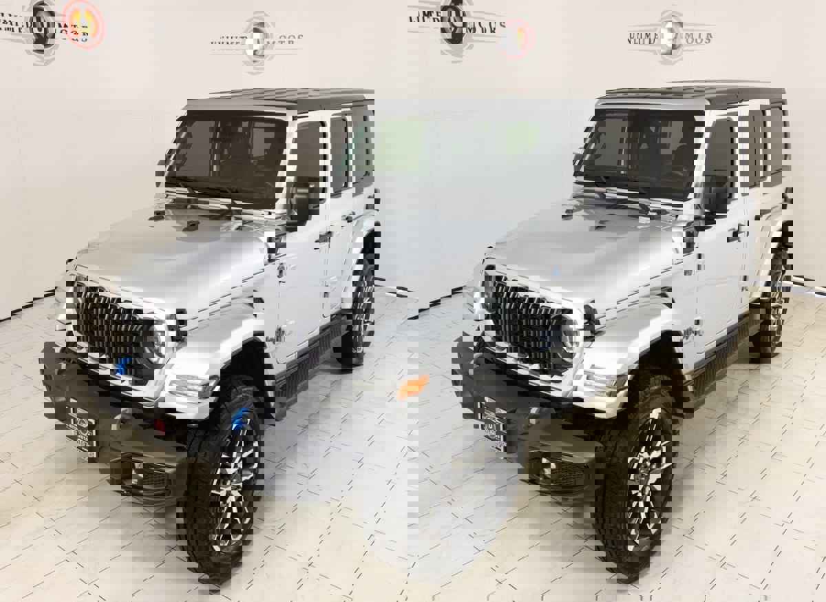 Used 2024 Jeep Wrangler Unlimited w/ Convenience Group image 35