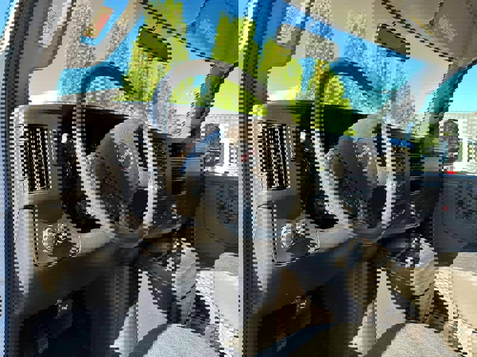 Used 2023 GMC Savana 2500 w/ Driver Convenience Package image 16