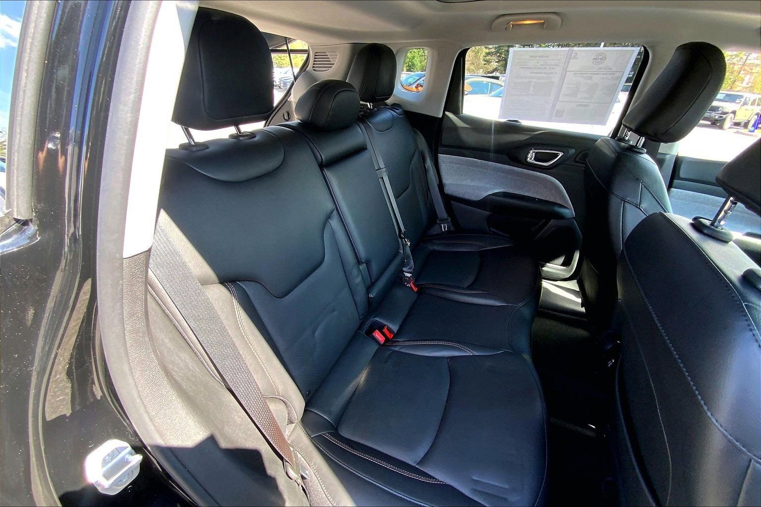 Certified 2022 Jeep Compass Latitude w/ Sun and Sound Group image 19