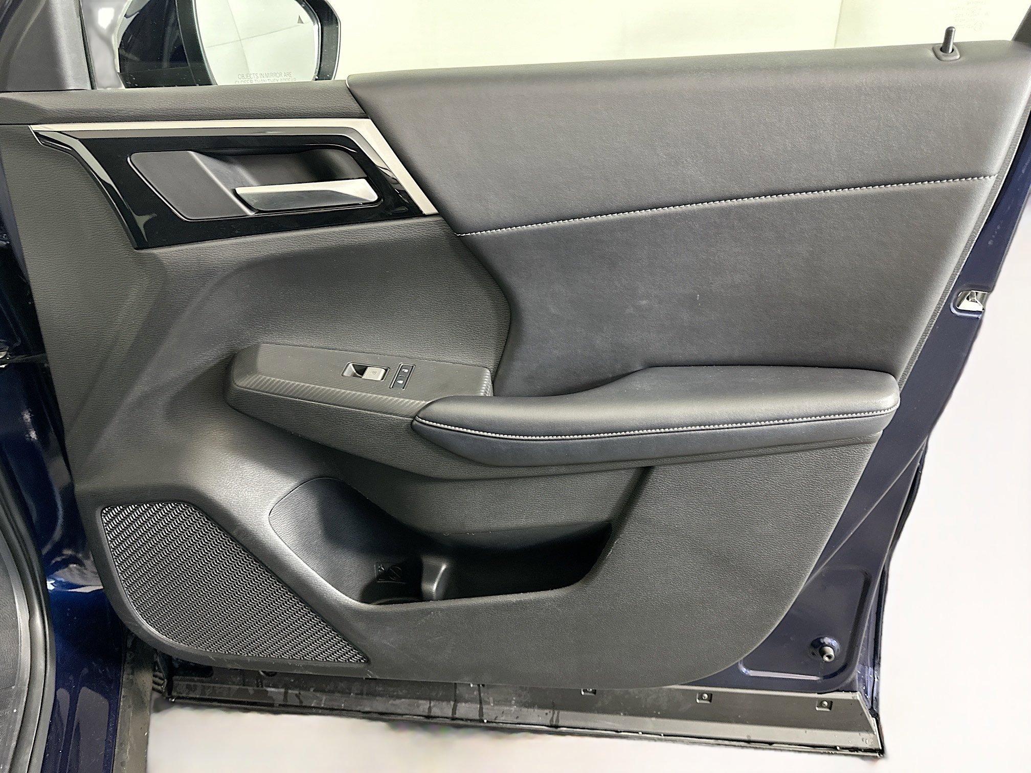 Used 2024 Mitsubishi Outlander SE image 35