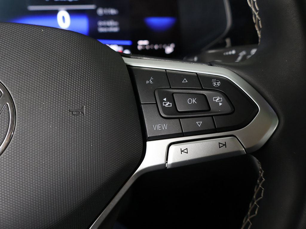 Used 2022 Volkswagen Taos SE image 39