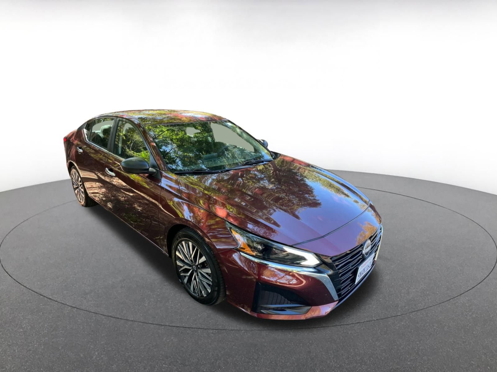 Used 2024 Nissan Altima 2.5 SV