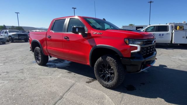 Used 2024 Chevrolet Silverado 1500 ZR2 w/ Technology Package AWD/4WD image 2