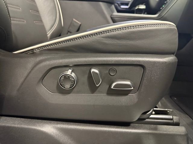 Used 2023 GMC Sierra 1500 AT4X image 37