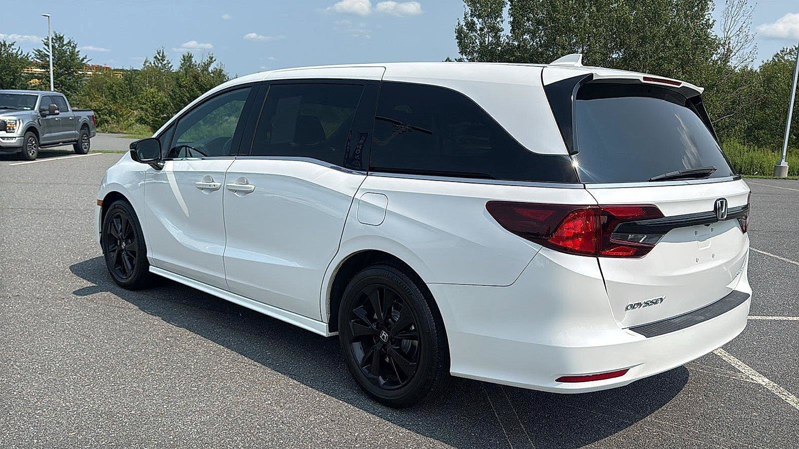 Used 2023 Honda Odyssey Sport image 10