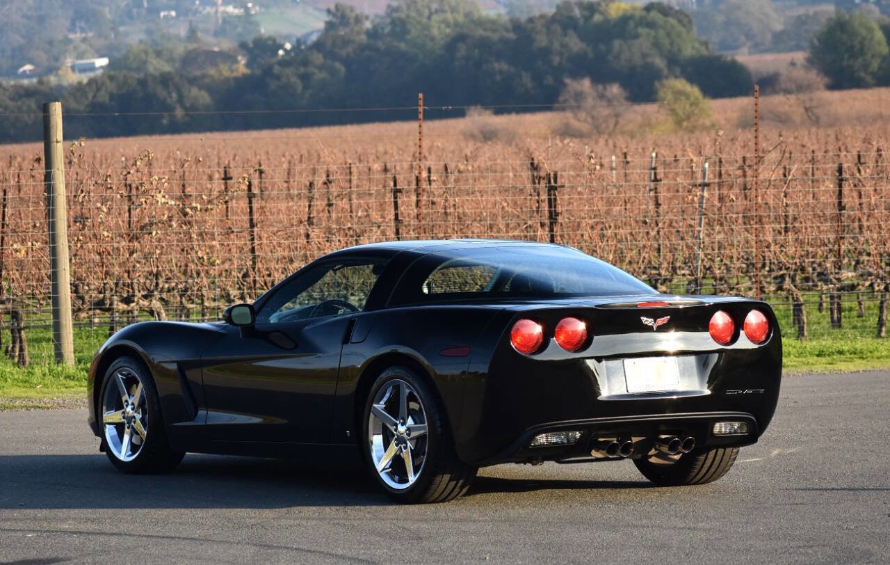 Used 2007 Chevrolet Corvette Base 2dr Coupe w/ Preferred Equipment Group image 12