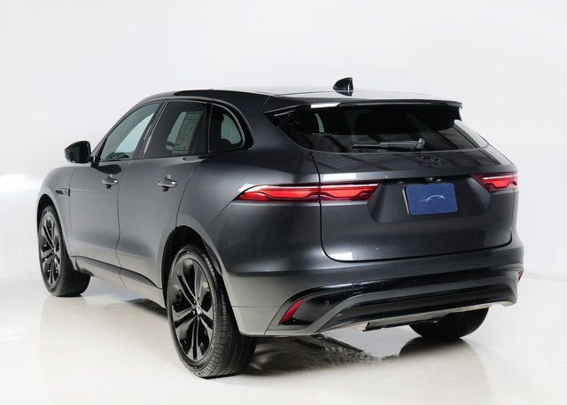 Used 2025 Jaguar F-PACE R-Dynamic S image 32