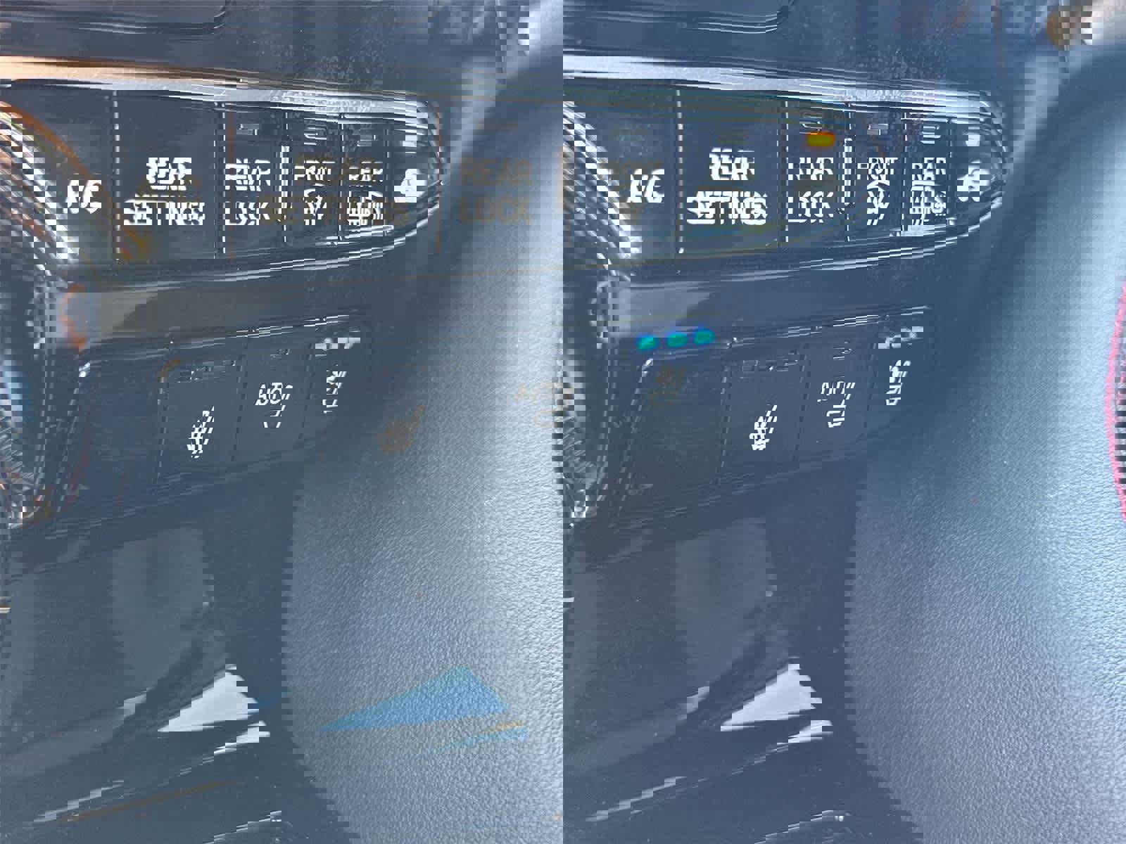 Used 2023 Acura MDX A-Spec image 26