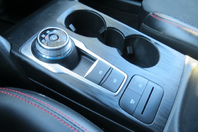 Used 2025 Ford Escape ST-Line AWD/4WD image 24