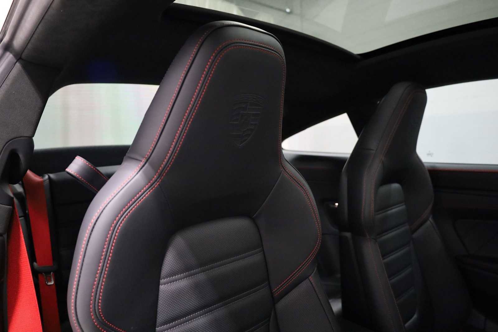 Used 2025 Porsche 911 Carrera 4 GTS AWD/4WD image 22