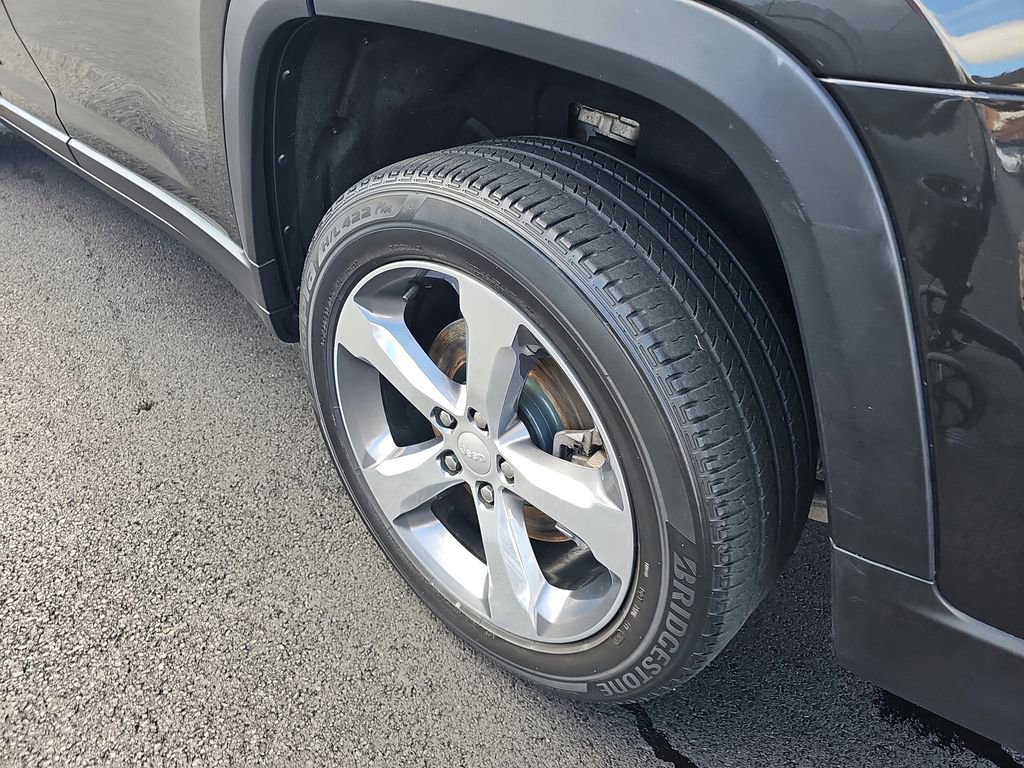 Used 2021 Jeep Grand Cherokee L Limited image 33