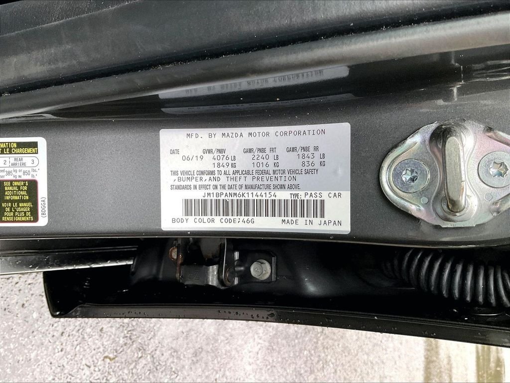 Used 2019 MAZDA MAZDA3 Hatchback w/ Premium Package FWD image 33