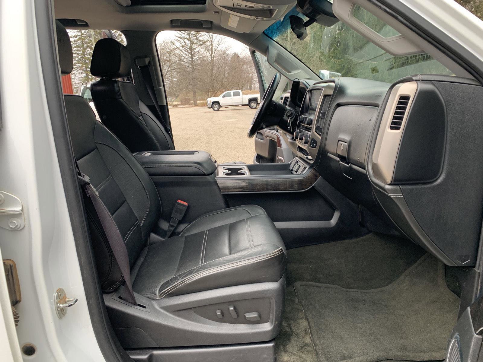 Used 2016 GMC Sierra 2500 Denali w/ Duramax Plus Package image 30