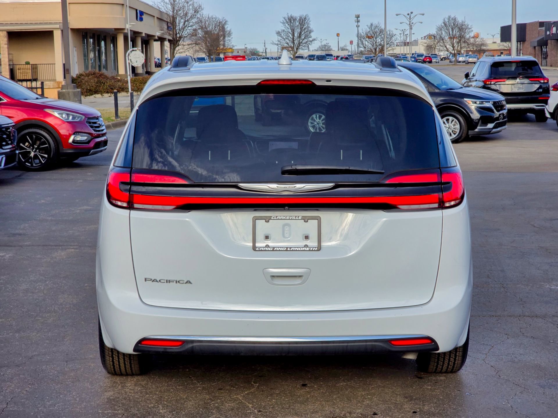 Used 2022 Chrysler Pacifica Touring-L image 22