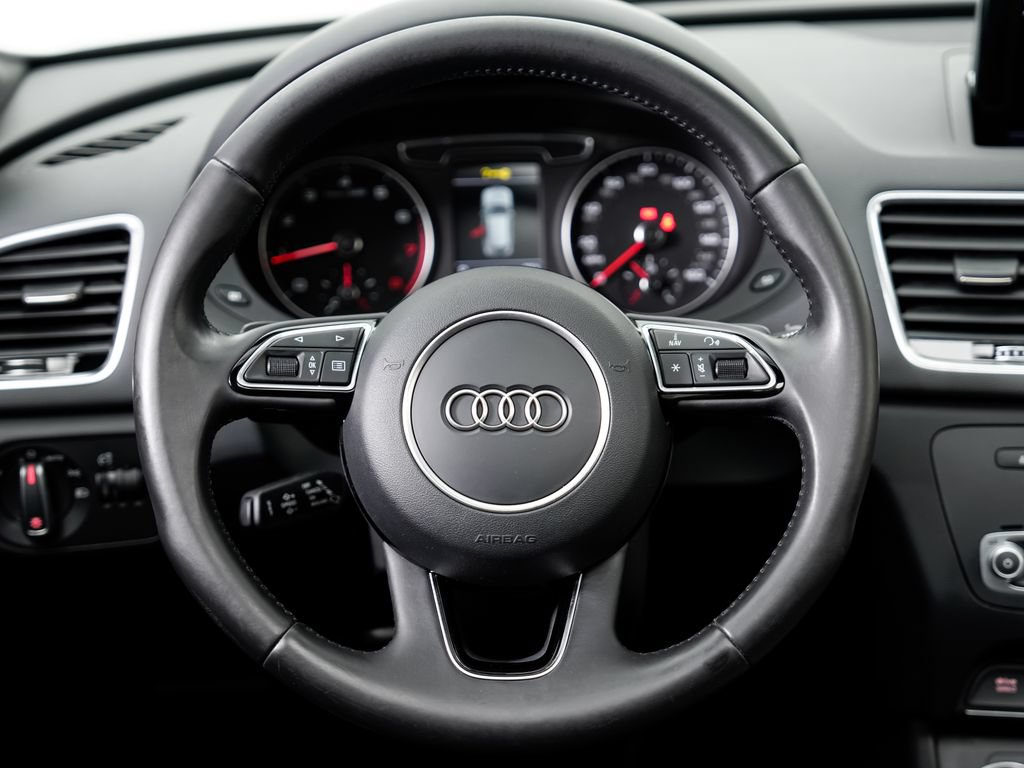 Used 2016 Audi Q3 2.0T Prestige w/ Prestige Package AWD/4WD image 12