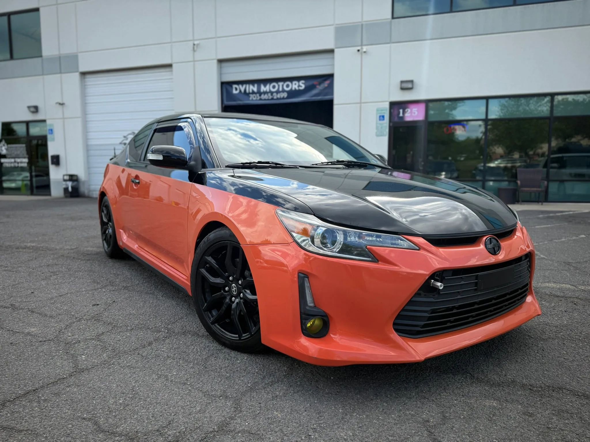 Used 2015 Scion tC image 2