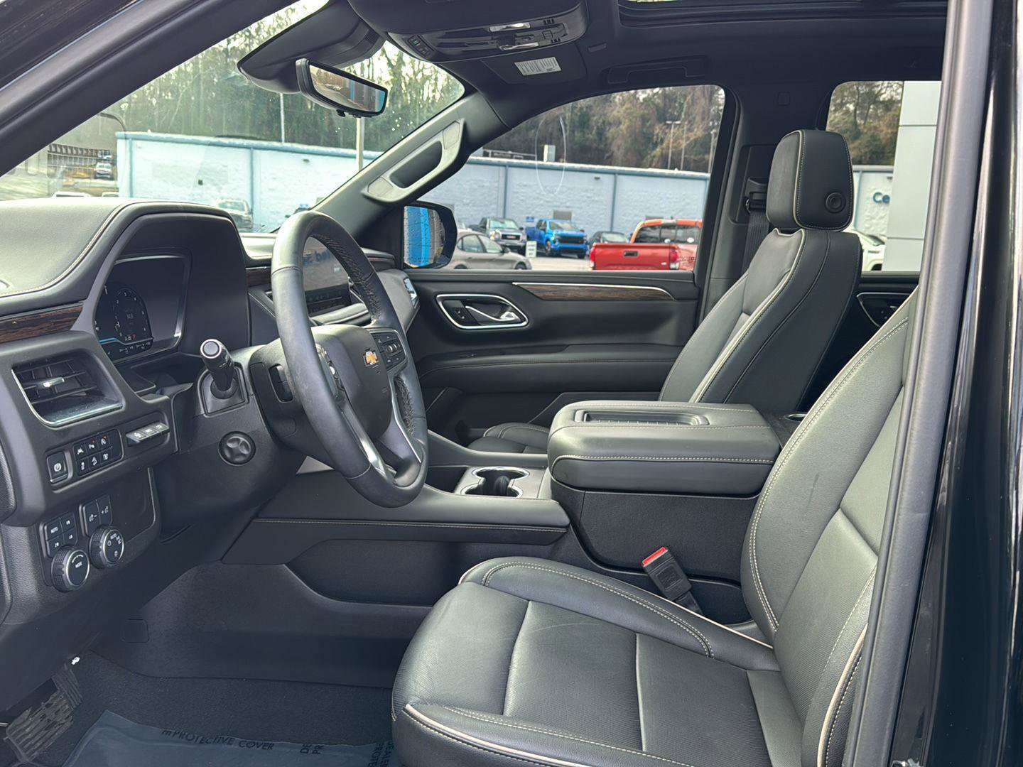 Used 2024 Chevrolet Tahoe Premier image 9