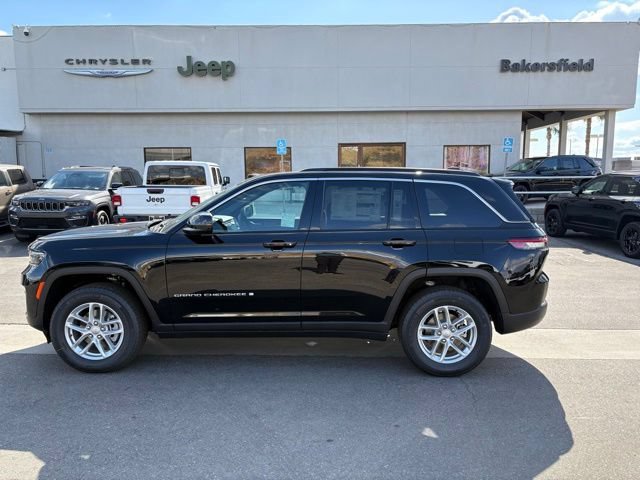 New 2026 Jeep Grand Cherokee 2WD image 4