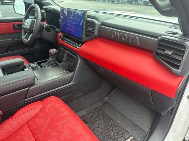 Used 2025 Toyota Sequoia TRD Pro AWD/4WD image 17