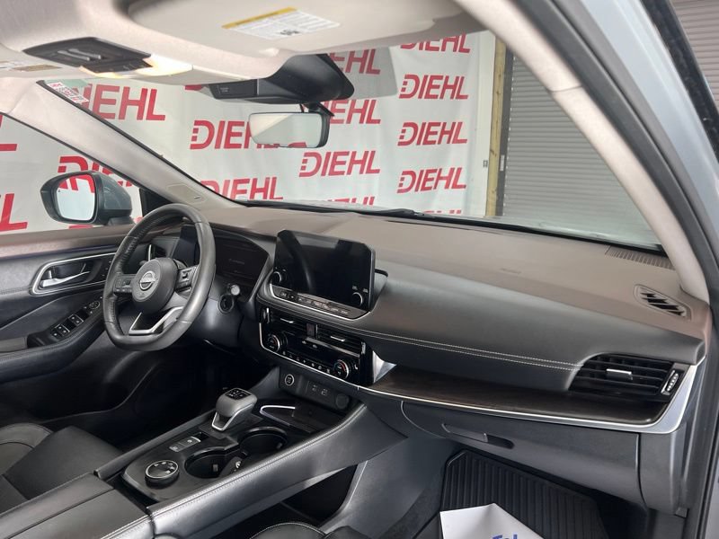 Used 2023 Nissan Rogue Platinum w/ Platinum Premium Package AWD/4WD image 12