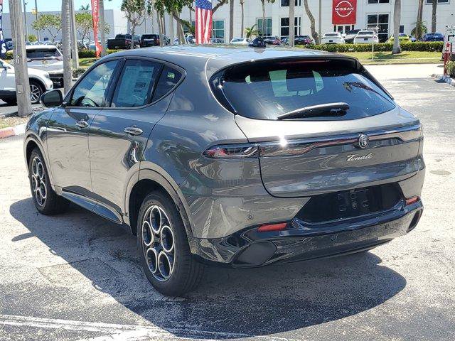 New 2026 Alfa Romeo Tonale w/ Active Assist Package AWD/4WD image 3