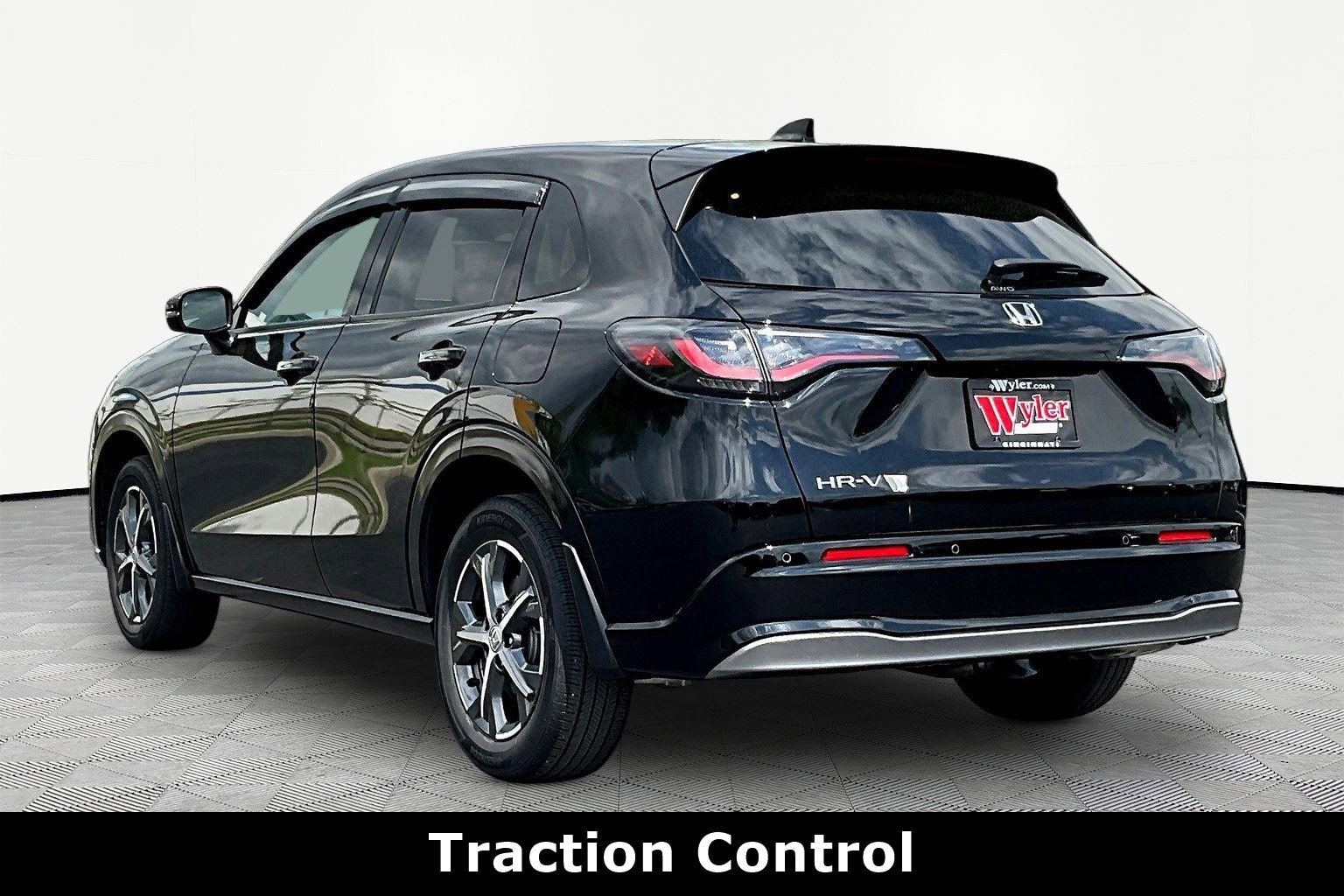 Used 2025 Honda HR-V EX-L image 4