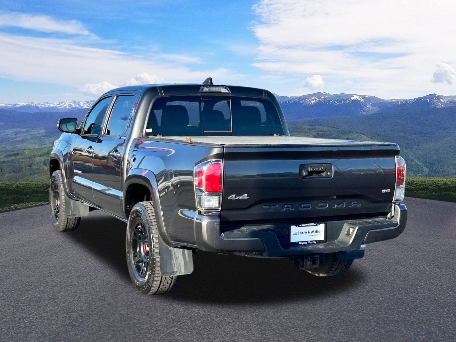 Used 2020 Toyota Tacoma Limited image 3