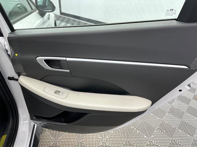 New 2026 Hyundai Sonata SEL image 17