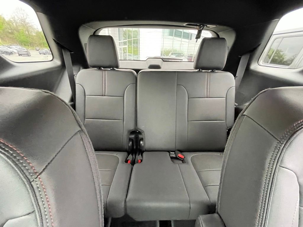 Used 2024 Chevrolet Traverse RS AWD/4WD image 9
