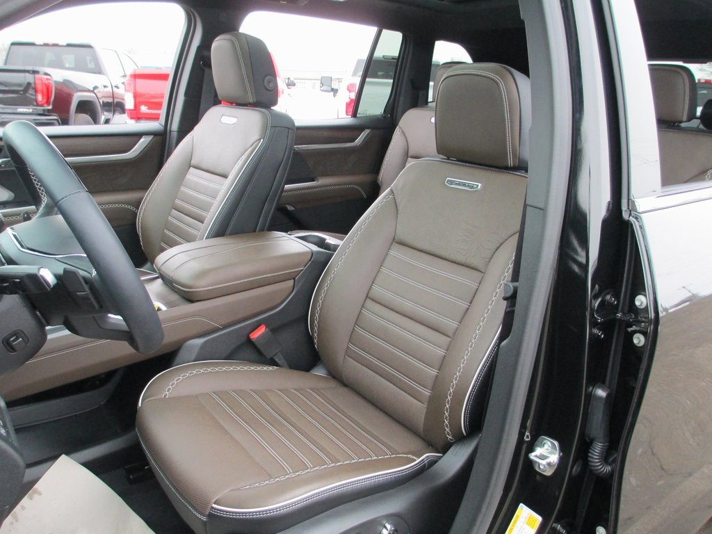 Certified 2026 GMC Acadia Denali Ultimate image 19