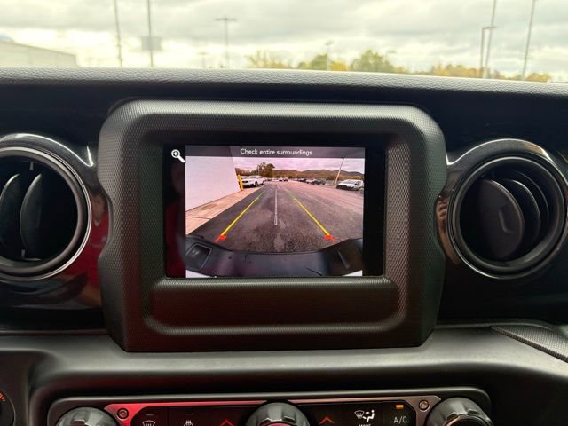 Used 2022 Jeep Gladiator Sport image 19