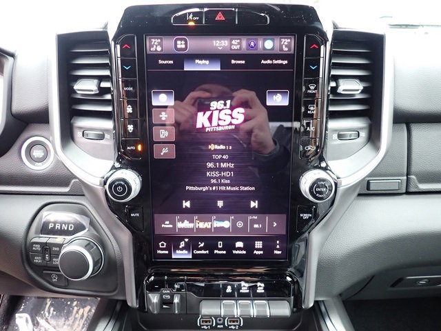 New 2026 RAM 1500 4x4 Crew Cab image 21