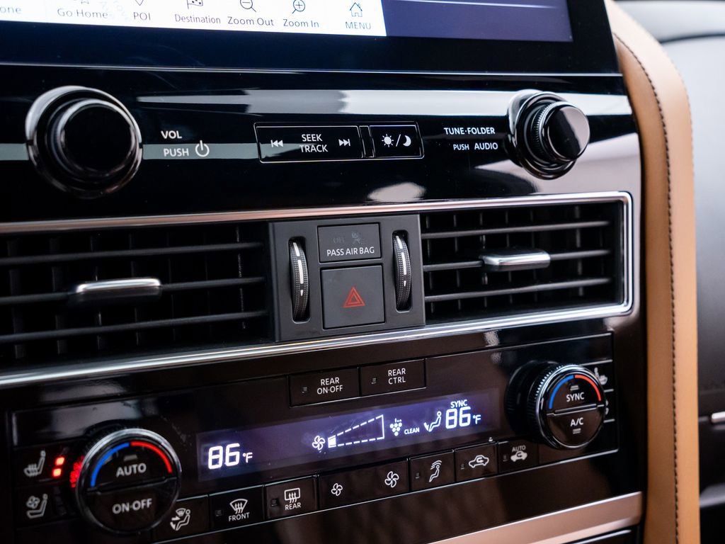 Used 2023 INFINITI QX80 Sensory w/ All-Season Package AWD/4WD image 30