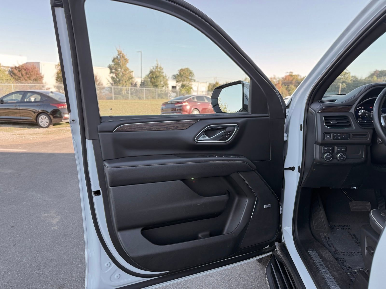 Used 2023 Chevrolet Tahoe Premier image 14