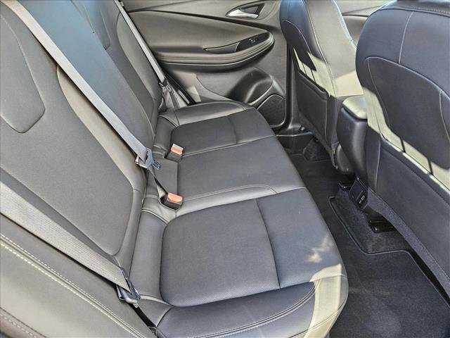 Used 2024 Buick Encore GX Sport Touring image 17