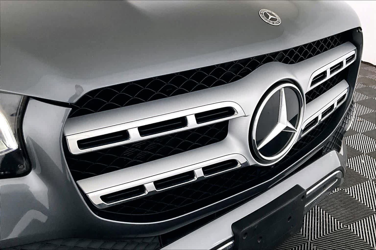 Used 2022 Mercedes-Benz GLS 450 4MATIC image 29