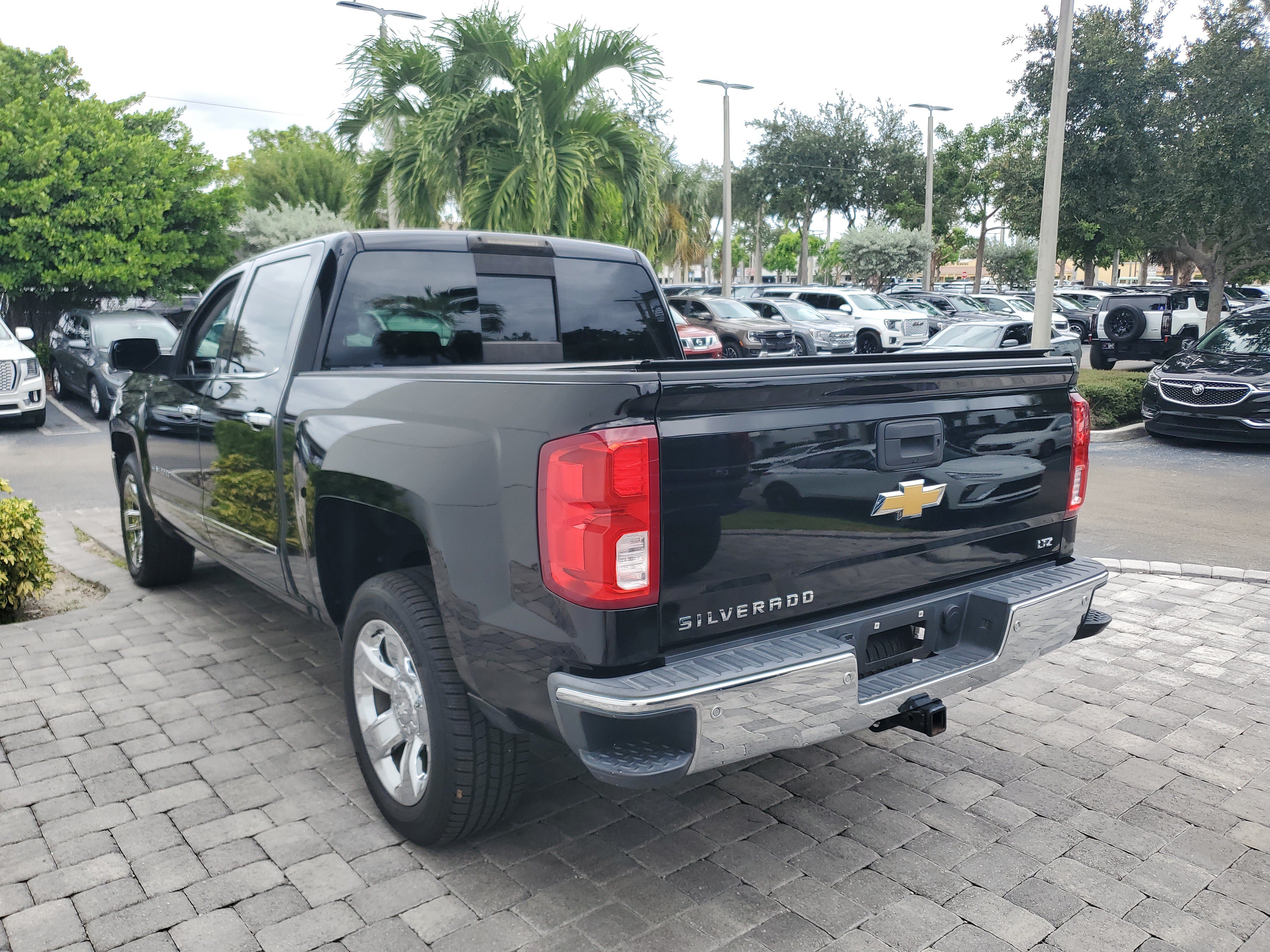 Used 2018 Chevrolet Silverado 1500 LTZ w/ Sport Package RWD image 4