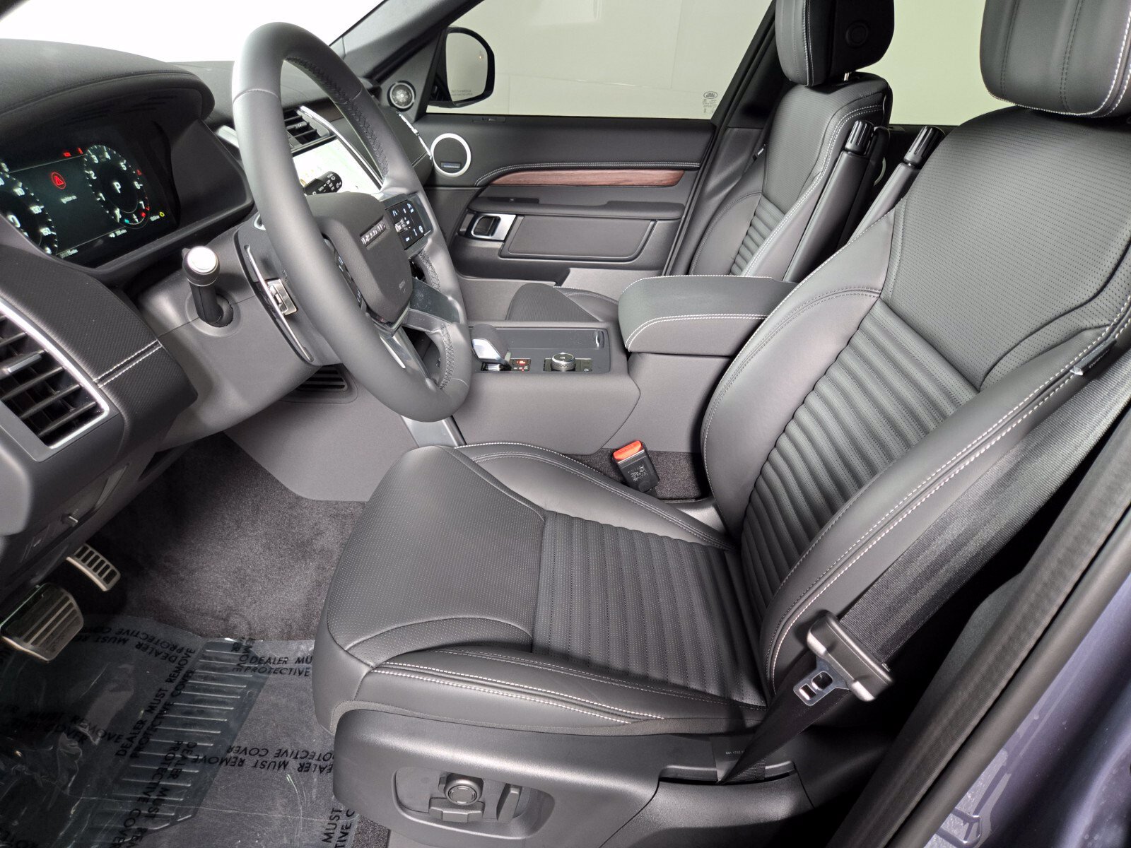 New 2026 Land Rover Discovery Dynamic SE AWD/4WD image 11